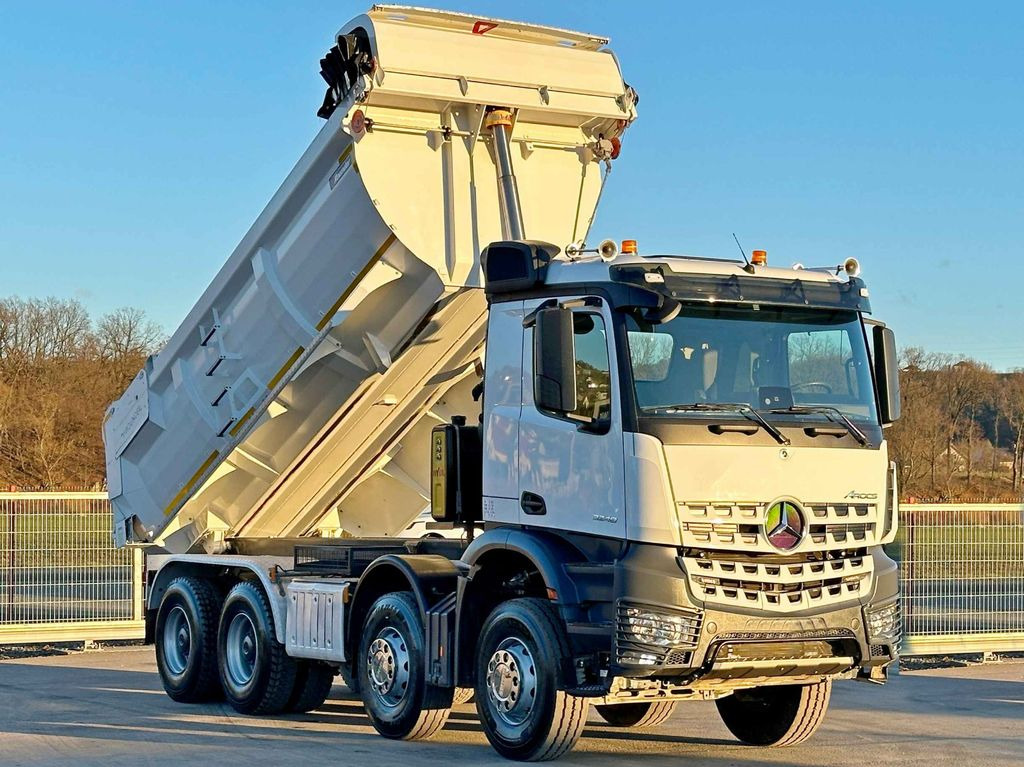 Mercedes-Benz AROCS 3248 * KIPPER * 8x4 * TOPZUSTAND - Camião basculante, Camião grua: foto 3 Mercedes-Benz AROCS 3248 * KIPPER * 8x4 * TOPZUSTAND - Camião basculante, Camião grua: foto 3