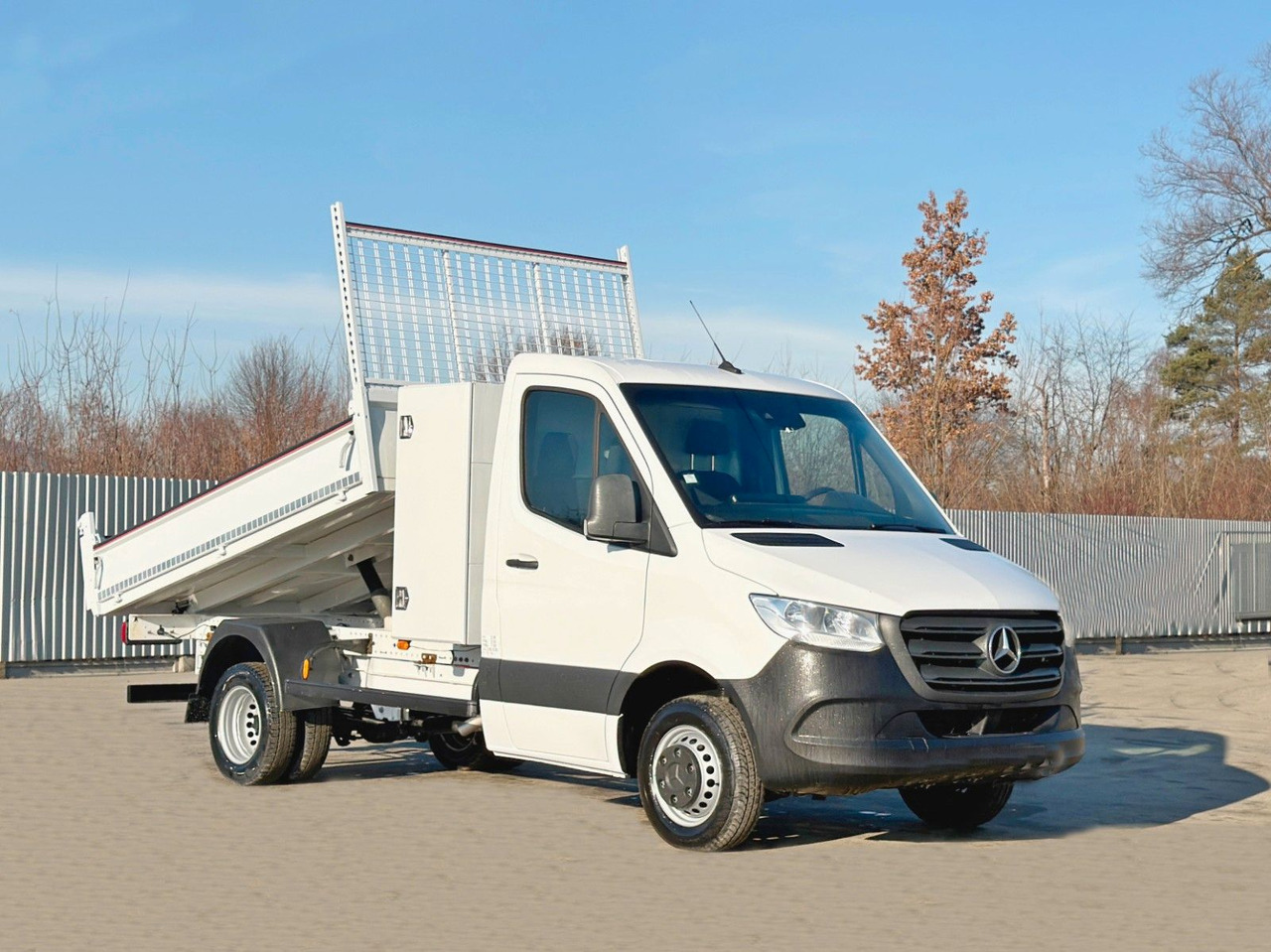 Mercedes-Benz Sprinter Kipper 3,05 m * TOP - Carrinha basculante: foto 1 Mercedes-Benz Sprinter Kipper 3,05 m * TOP - Carrinha basculante: foto 1
