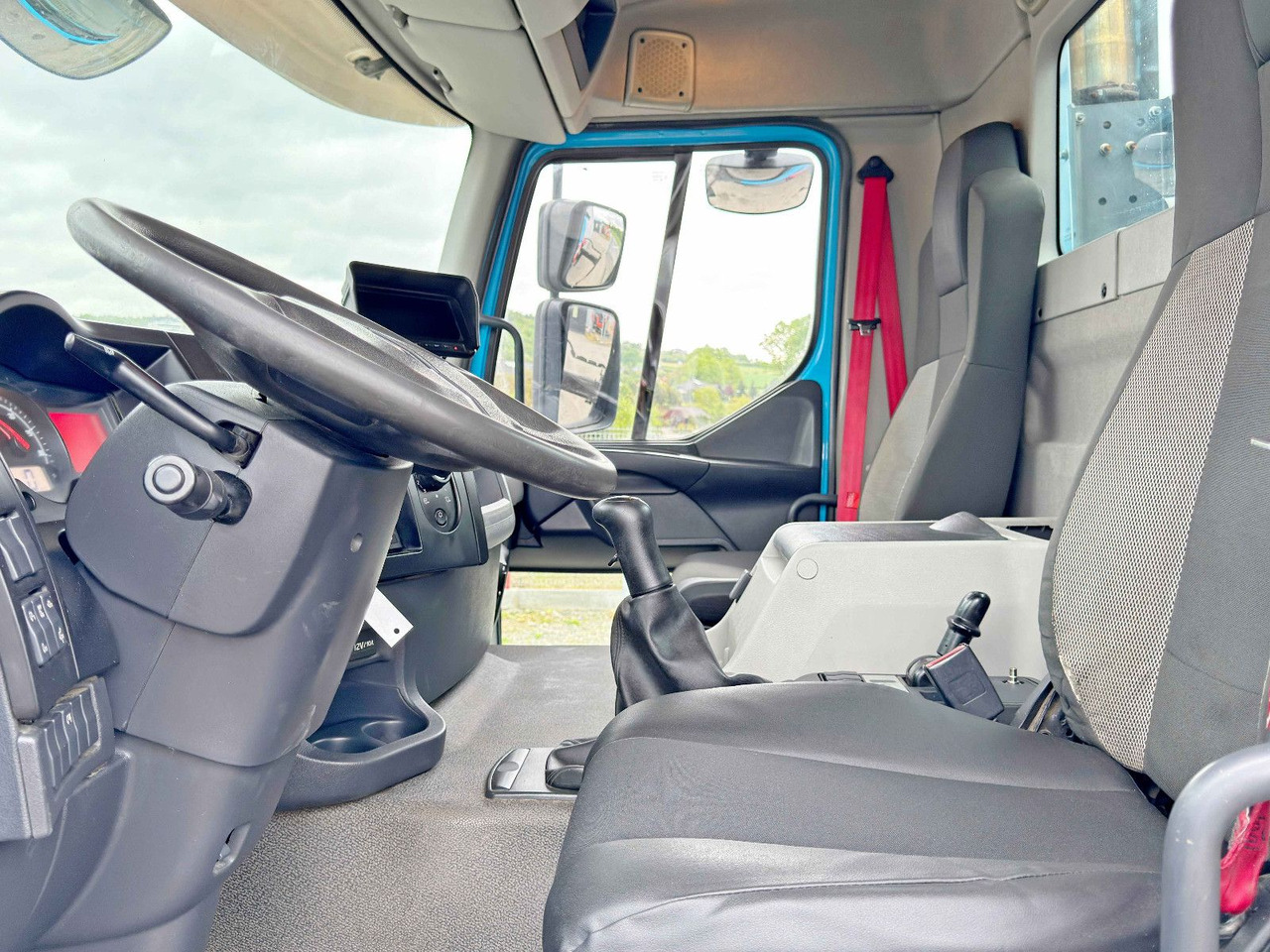 Camião grua Renault C 320 * PK 12002 EH A + FUNK * TOPZUSTAND: foto 9 Camião grua Renault C 320 * PK 12002 EH A + FUNK * TOPZUSTAND: foto 9