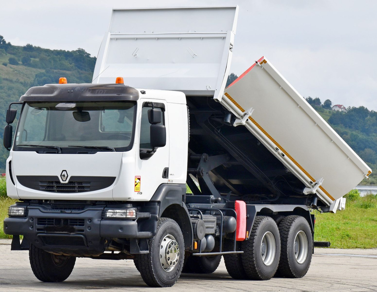 Renault KERAX 410* KIPPER 5,20 m + BORDMATIC / 6x4 - Camião basculante: foto 3 Renault KERAX 410* KIPPER 5,20 m + BORDMATIC / 6x4 - Camião basculante: foto 3