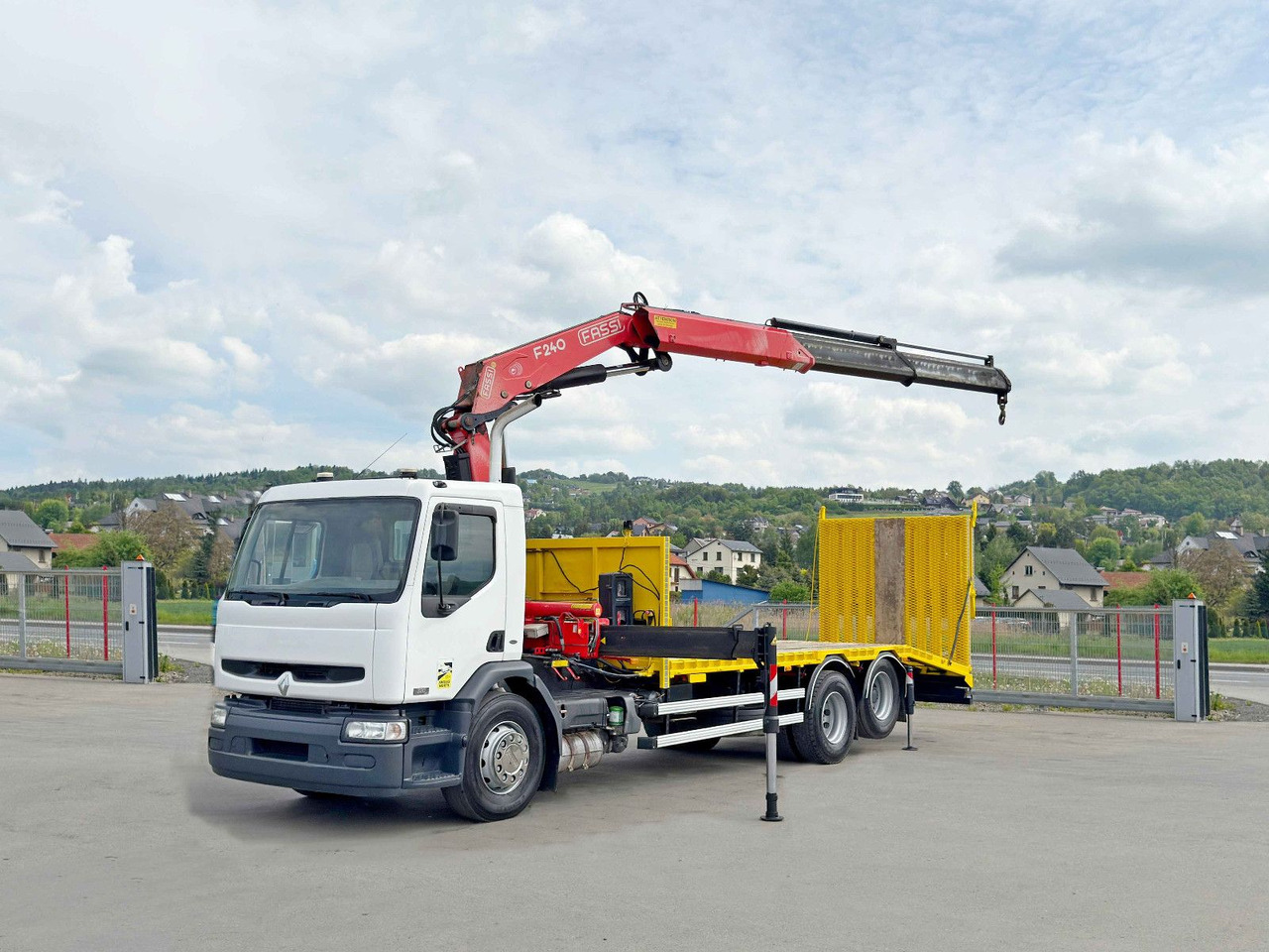 Renault PREMIUM 320 * FASSI F240B.22 + FUNK* TOP - Caminhão reboque: foto 2 Renault PREMIUM 320 * FASSI F240B.22 + FUNK* TOP - Caminhão reboque: foto 2