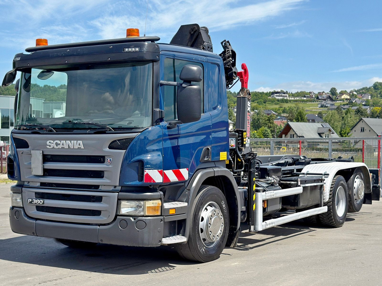 Scania P 360 * ABROLLKIPPER * HIAB 111 BS -2 HIDUO/FUNK - Camião polibenne, Camião grua: foto 4 Scania P 360 * ABROLLKIPPER * HIAB 111 BS -2 HIDUO/FUNK - Camião polibenne, Camião grua: foto 4