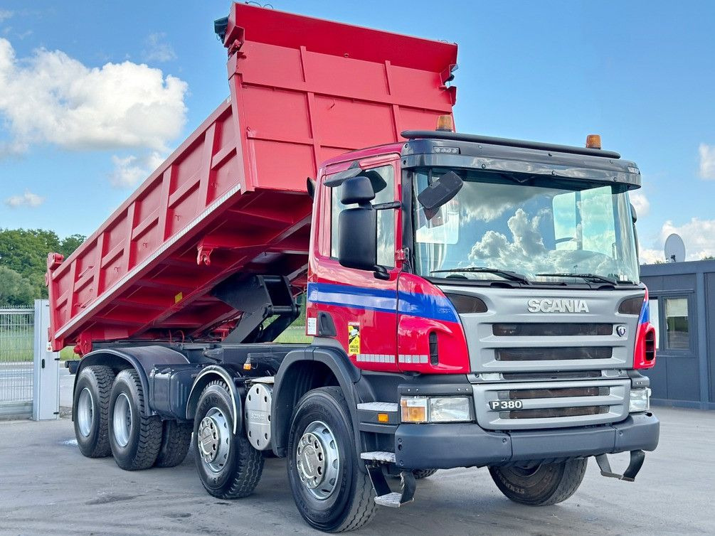 Scania P 380 Kipper 6,10m + BORDMATIC* 8x4 Scania P 380 Kipper 6,10m + BORDMATIC* 8x4 - Camião basculante: foto 3 Scania P 380 Kipper 6,10m + BORDMATIC* 8x4 Scania P 380 Kipper 6,10m + BORDMATIC* 8x4 - Camião basculante: foto 3