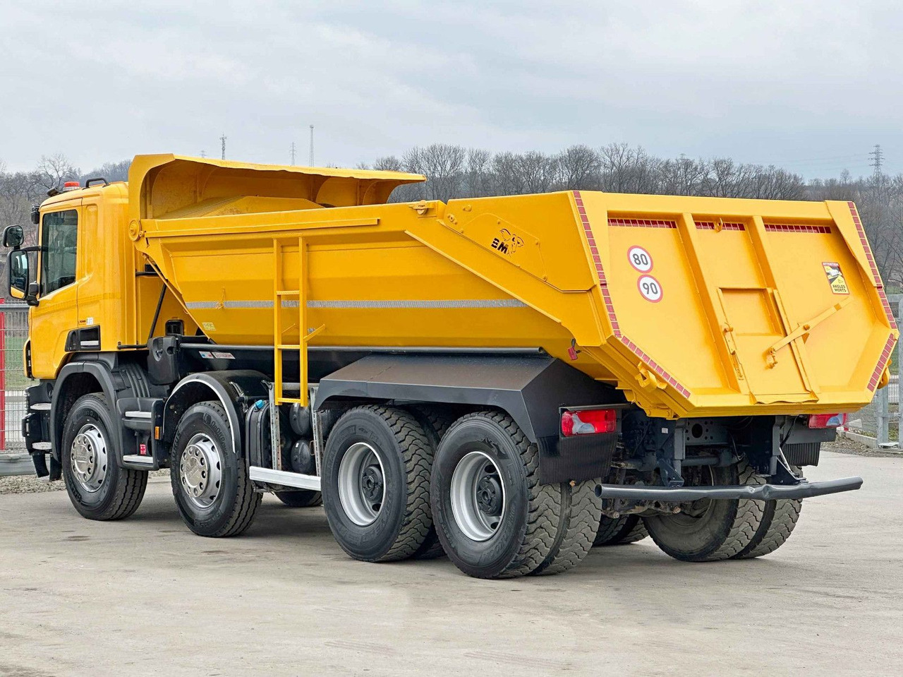 Locação financeira de  Scania P 400 Kipper * 8x4 * TOPZUSTAND ! Scania P 400 Kipper * 8x4 * TOPZUSTAND !: foto 7