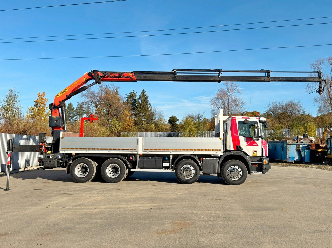 Scania P 450* PRITSCHE 6,90m * PK 23002- SH C FUNK *8x4 - Camião grua: foto 5 Scania P 450* PRITSCHE 6,90m * PK 23002- SH C FUNK *8x4 - Camião grua: foto 5