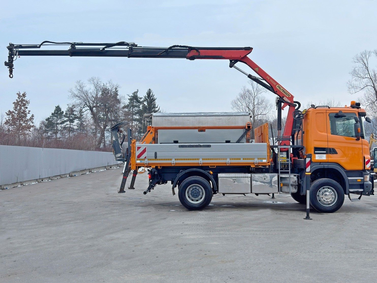 Scania R 420 * PK 11002/FUNK * sandblaste - Camião basculante, Camião grua: foto 5 Scania R 420 * PK 11002/FUNK * sandblaste - Camião basculante, Camião grua: foto 5