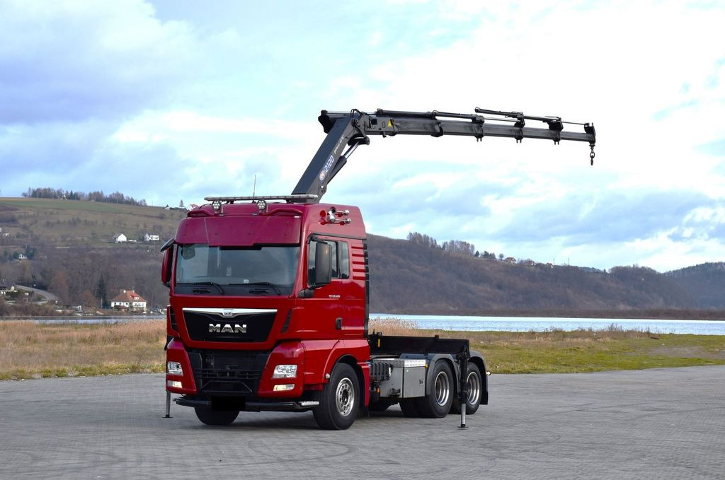 MAN TGX 28.480 Sattelzugmaschine + HMF 2120 K5/FUNK - Tractor: foto 2 MAN TGX 28.480 Sattelzugmaschine + HMF 2120 K5/FUNK - Tractor: foto 2