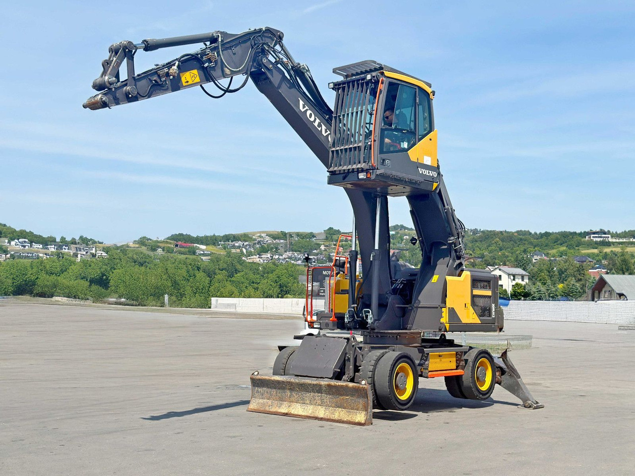 Volvo EW 160 E* Umschlagbagger * TOPZUSTAND - Escavadeira de rodas: foto 1 Volvo EW 160 E* Umschlagbagger * TOPZUSTAND - Escavadeira de rodas: foto 1