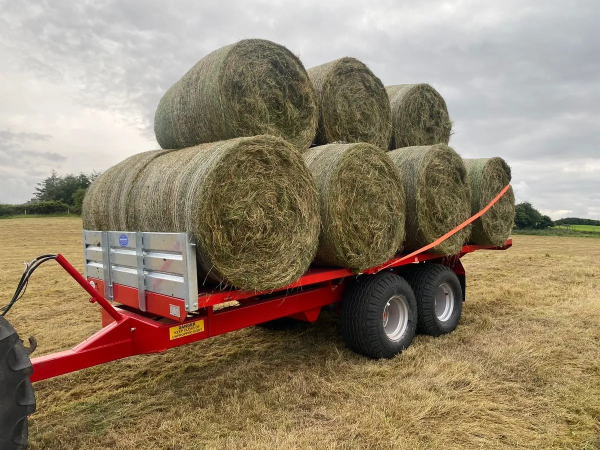 New Johnson Tractor Tipping Trailer - Reboque basculante agrícola: foto 1 New Johnson Tractor Tipping Trailer - Reboque basculante agrícola: foto 1