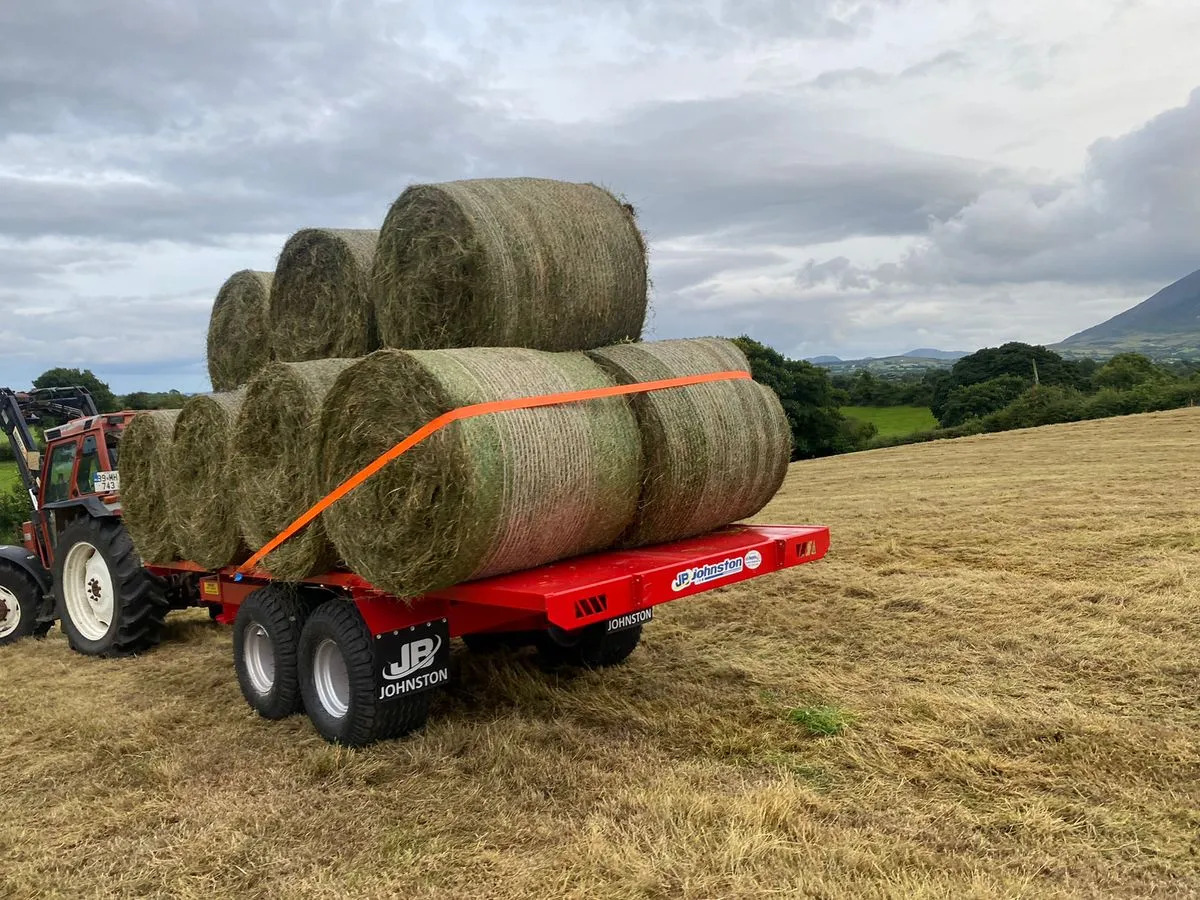 New Johnson Tractor Tipping Trailer - Reboque basculante agrícola: foto 4 New Johnson Tractor Tipping Trailer - Reboque basculante agrícola: foto 4