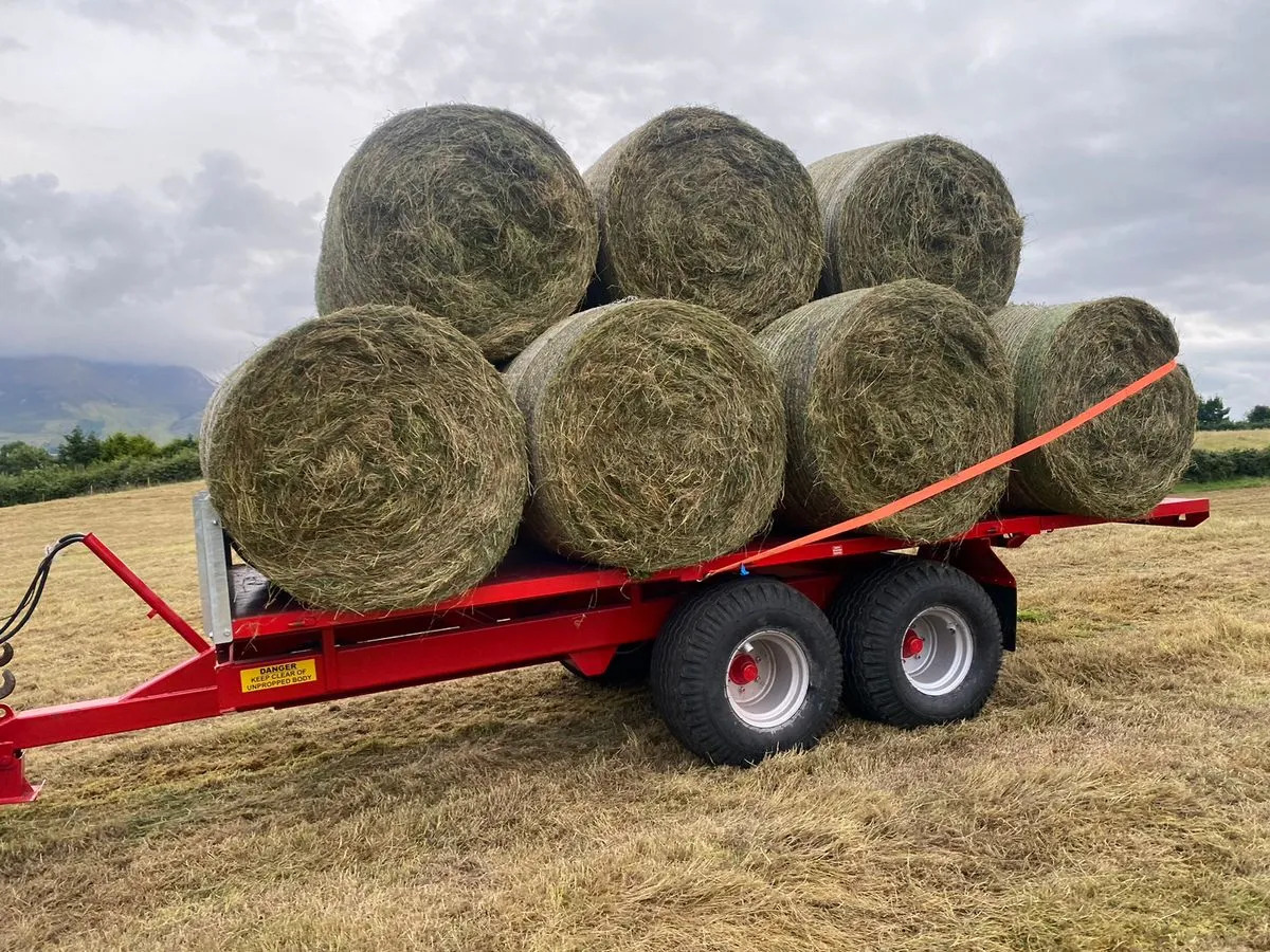 New Johnson Tractor Tipping Trailer - Reboque basculante agrícola: foto 2 New Johnson Tractor Tipping Trailer - Reboque basculante agrícola: foto 2