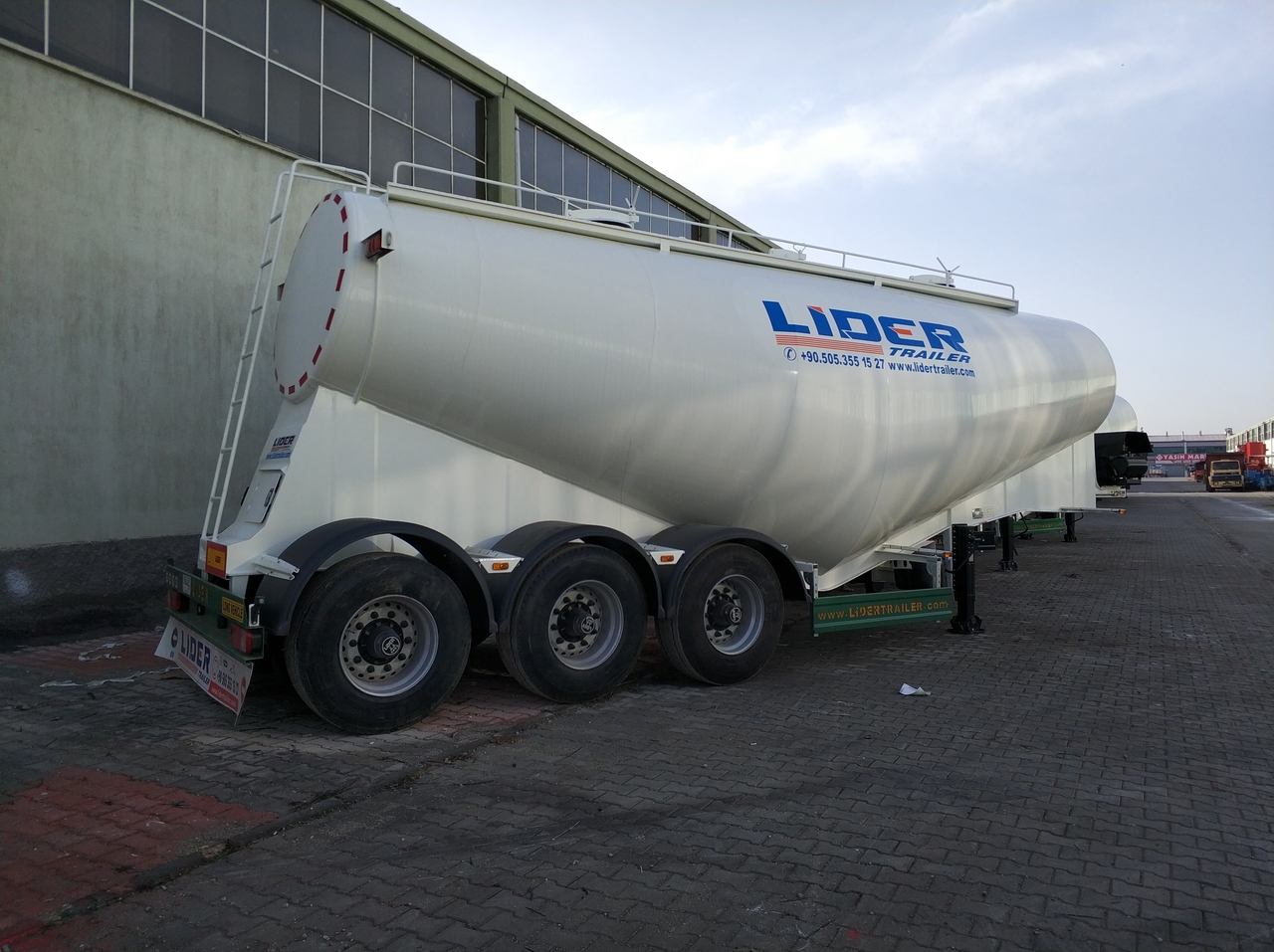 Semi-reboque cisterna para transporte de cemento novo LIDER 2025  MODEL NEW CEMENT TANKER: foto 13
