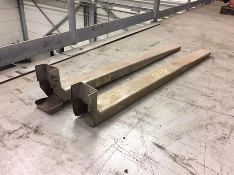 Fork Cover RVS L;1150mm W:80mm T: 50mm - Garfos para Equipamento de movimentação: foto 3 Fork Cover RVS L;1150mm W:80mm T: 50mm - Garfos para Equipamento de movimentação: foto 3