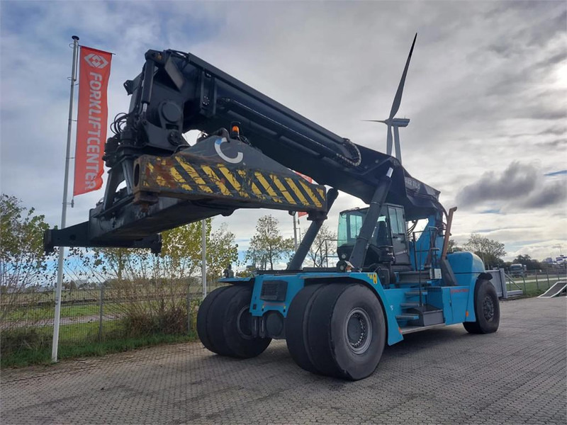KONECRANES SMV 4532 TC5 - Reachstacker porta contentores: foto 4 KONECRANES SMV 4532 TC5 - Reachstacker porta contentores: foto 4