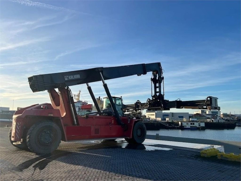 Kalmar DRG450-75S6HCXS - Reachstacker porta contentores: foto 2 Kalmar DRG450-75S6HCXS - Reachstacker porta contentores: foto 2