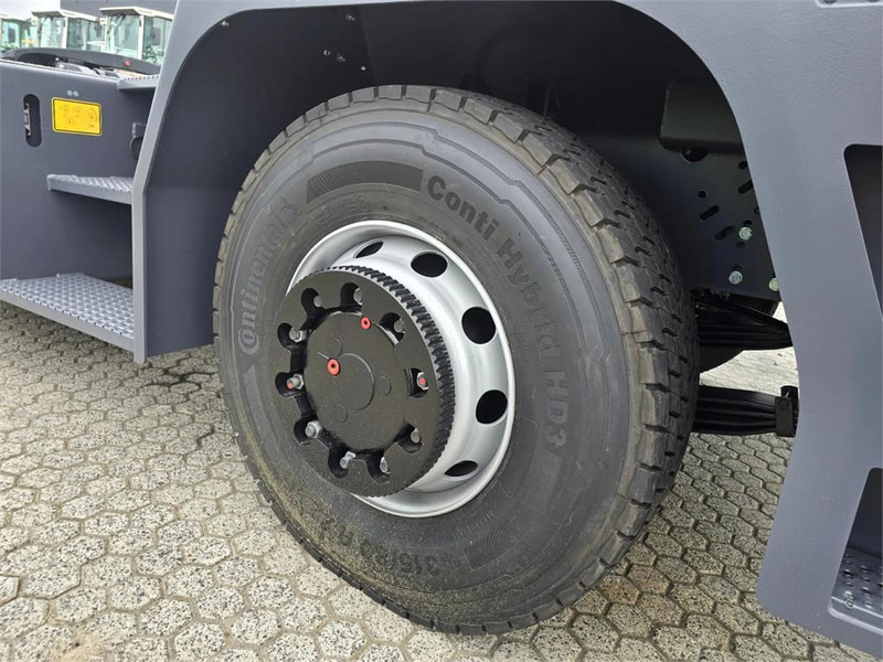 Tractor de terminal Mafi R336 4x4: foto 15