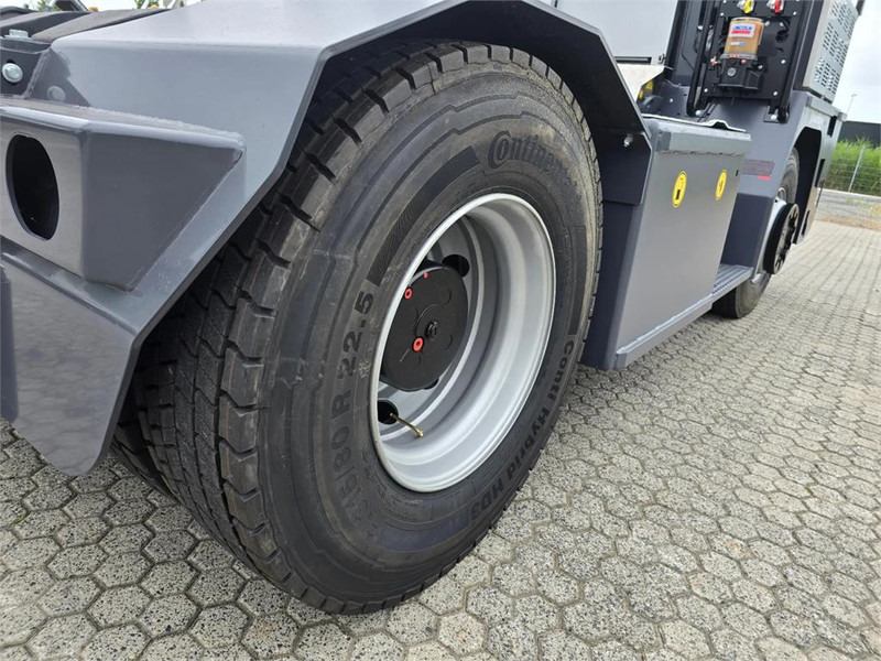 Tractor de terminal Mafi R336 4x4: foto 14