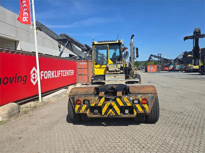 Terberg RT223 4x4 - Tractor de terminal: foto 5 Terberg RT223 4x4 - Tractor de terminal: foto 5