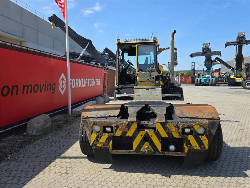 Terberg RT223 4x4 - Tractor de terminal: foto 5 Terberg RT223 4x4 - Tractor de terminal: foto 5