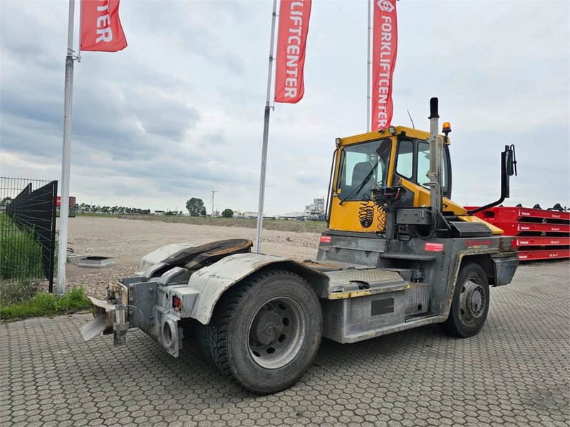 Terberg RT282 4x4 - Tractor de terminal: foto 5 Terberg RT282 4x4 - Tractor de terminal: foto 5
