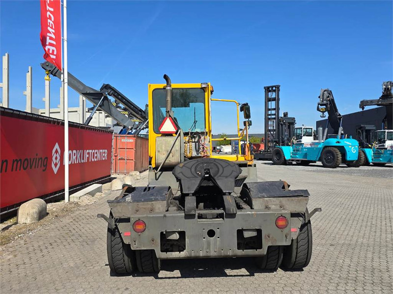Terberg YT182 - Tractor de terminal: foto 5 Terberg YT182 - Tractor de terminal: foto 5