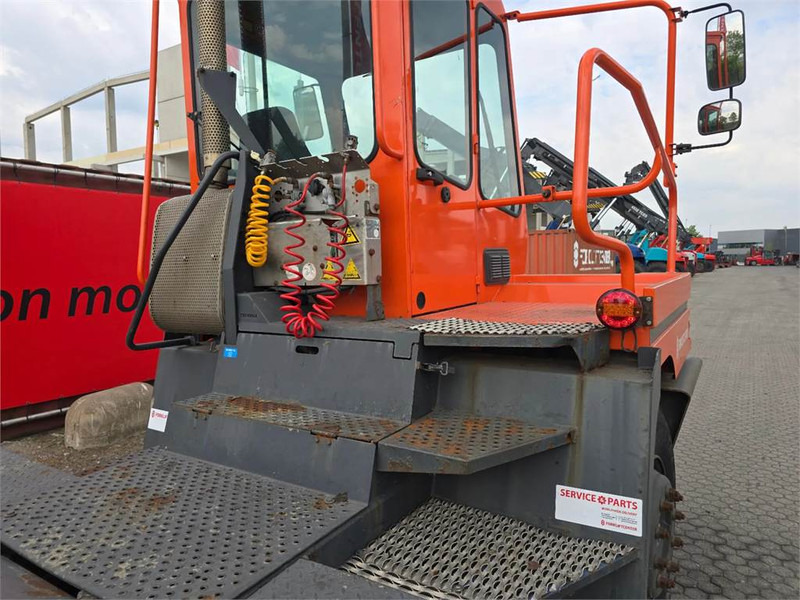 Tractor de terminal Terberg YT182: foto 10
