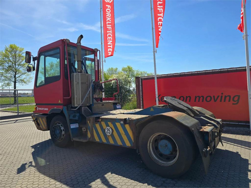 Tractor de terminal Terberg YT222: foto 6