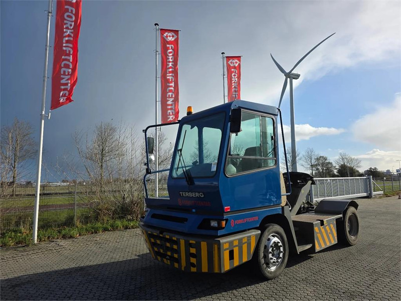Terberg YT222 - Tractor de terminal: foto 2 Terberg YT222 - Tractor de terminal: foto 2