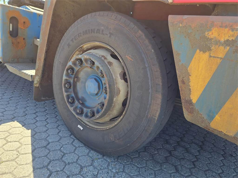 Tractor de terminal Terberg YT222: foto 14