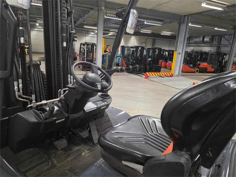 Locação financeira de Toyota 8FD70F Toyota 8FD70F: foto 12