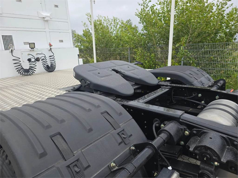Tractor de terminal WESTWELL Autonomous Q-Truck Q084D: foto 9