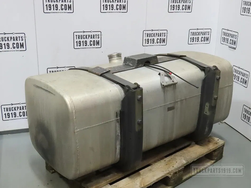 DAF 1949897 Brandstoftank + steunen 525L - Tanque de combustível para Camião: foto 2 DAF 1949897 Brandstoftank + steunen 525L - Tanque de combustível para Camião: foto 2