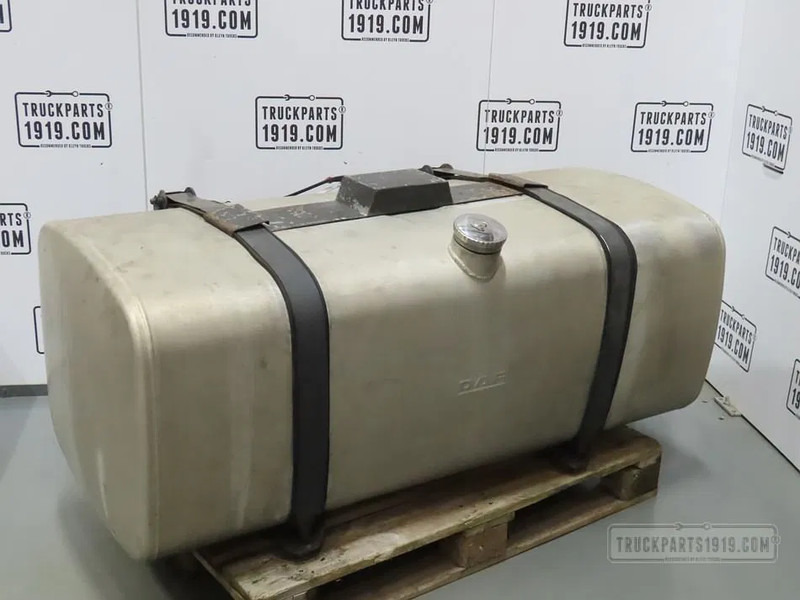 DAF 1949897 Brandstoftank + steunen 525L - Tanque de combustível para Camião: foto 1 DAF 1949897 Brandstoftank + steunen 525L - Tanque de combustível para Camião: foto 1