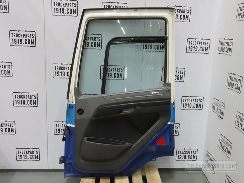DAF 1950971 Portier Re. DAF CF - Porta e peças para Camião: foto 2 DAF 1950971 Portier Re. DAF CF - Porta e peças para Camião: foto 2