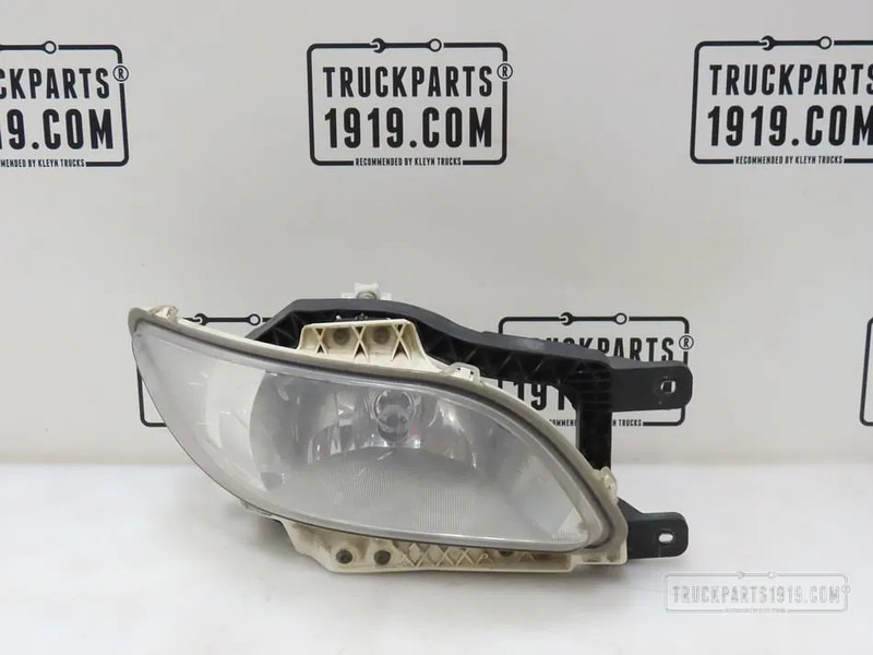 DAF 2032706 Lighting Mistlamp Re. - Farol nevoeiro para Camião: foto 1 DAF 2032706 Lighting Mistlamp Re. - Farol nevoeiro para Camião: foto 1