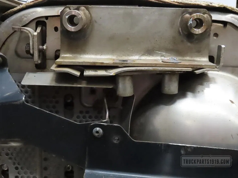 DAF 2300749 Katalysator E6 DAF - Conversor catalítico para Camião: foto 4 DAF 2300749 Katalysator E6 DAF - Conversor catalítico para Camião: foto 4