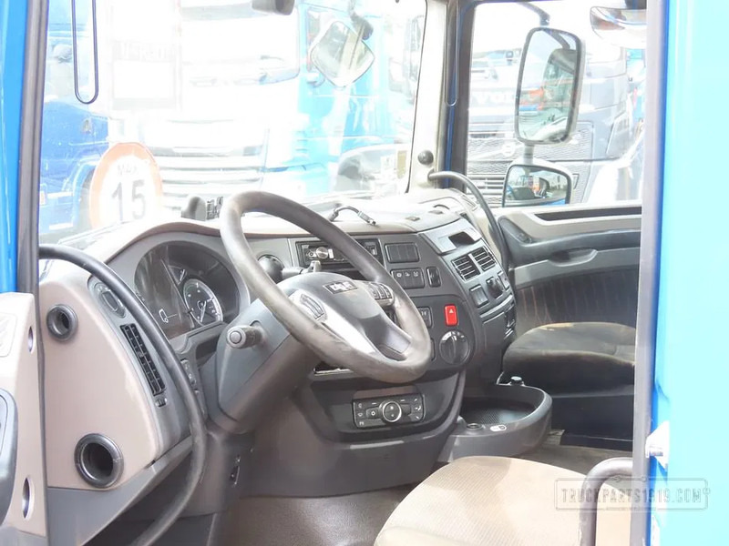 DAF Body & Chassis Parts Cabine DAF XF Space Cab - Cabine e interior para Camião: foto 5 DAF Body & Chassis Parts Cabine DAF XF Space Cab - Cabine e interior para Camião: foto 5