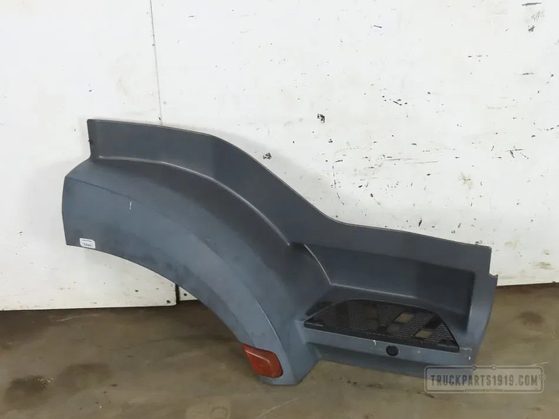 Mercedes-Benz Body & Chassis Parts Instapbak Re MB MP4 - Estribo para Camião: foto 1 Mercedes-Benz Body & Chassis Parts Instapbak Re MB MP4 - Estribo para Camião: foto 1