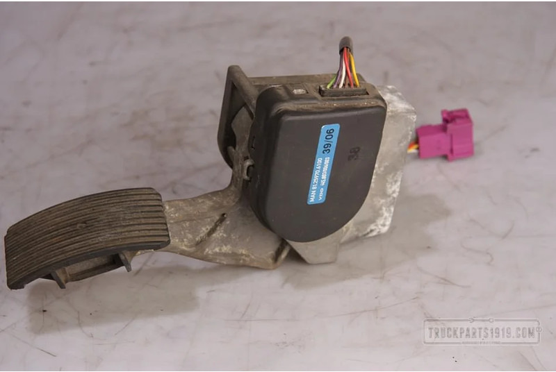 VDO Electrical System Gaspedaal MAN - Pedal para Camião: foto 1 VDO Electrical System Gaspedaal MAN - Pedal para Camião: foto 1