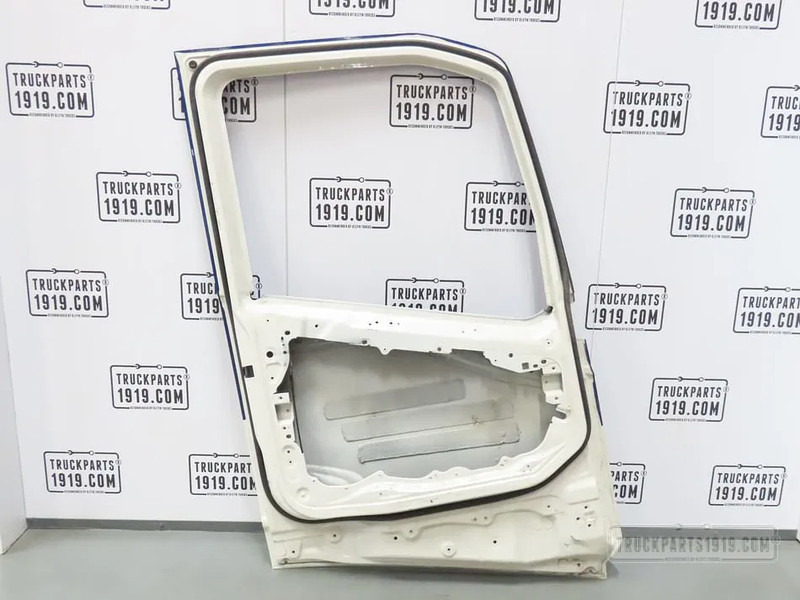 Volvo 82183078 | Portier FH4 Links - Porta e peças para Camião: foto 2 Volvo 82183078 | Portier FH4 Links - Porta e peças para Camião: foto 2