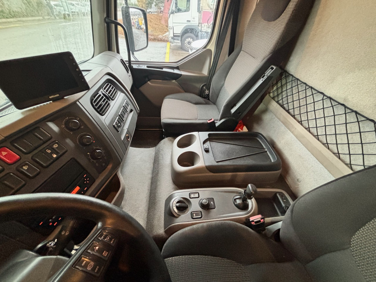 DAF LF 280 - Camião frigorífico: foto 5 DAF LF 280 - Camião frigorífico: foto 5