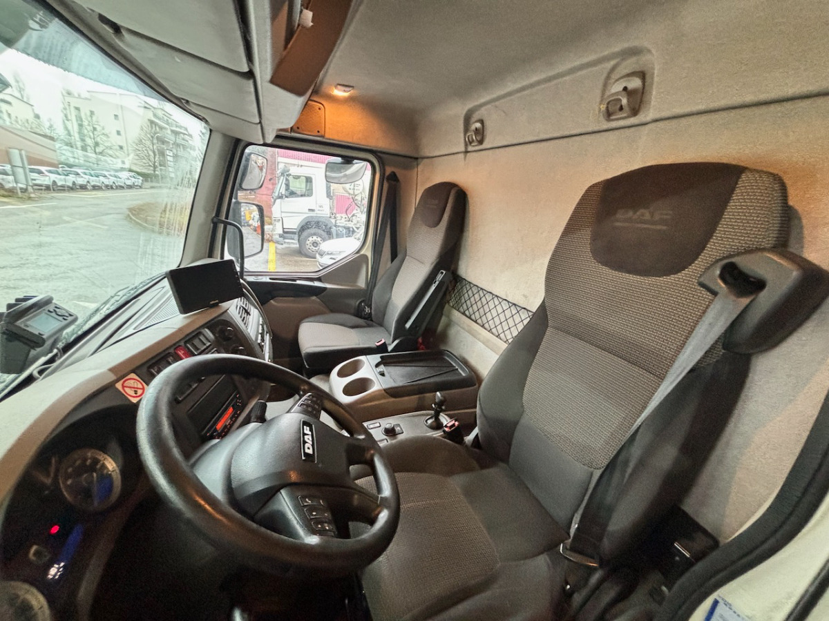 DAF LF 280 - Camião frigorífico: foto 4 DAF LF 280 - Camião frigorífico: foto 4