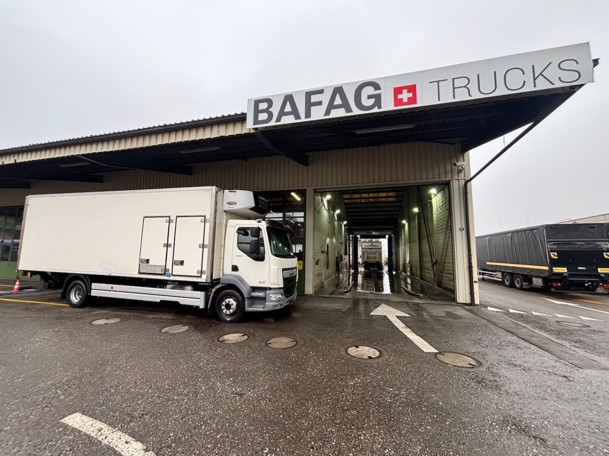 DAF LF 280 - Camião frigorífico: foto 2 DAF LF 280 - Camião frigorífico: foto 2
