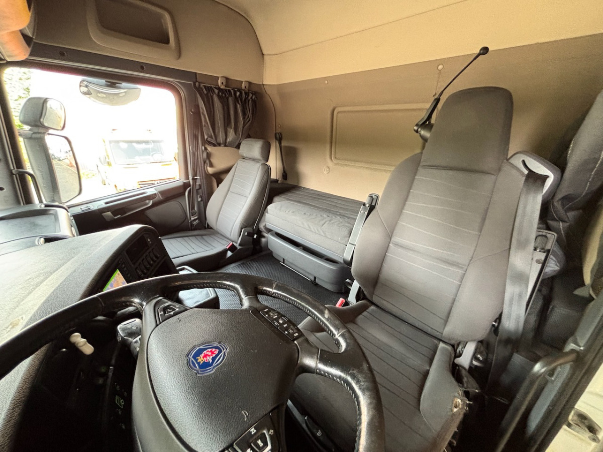 SCANIA G410 - Camião de lona: foto 5 SCANIA G410 - Camião de lona: foto 5