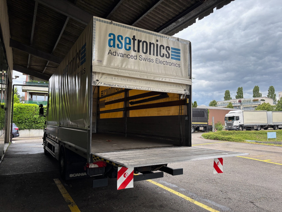 Camião de lona SCANIA G440: foto 19