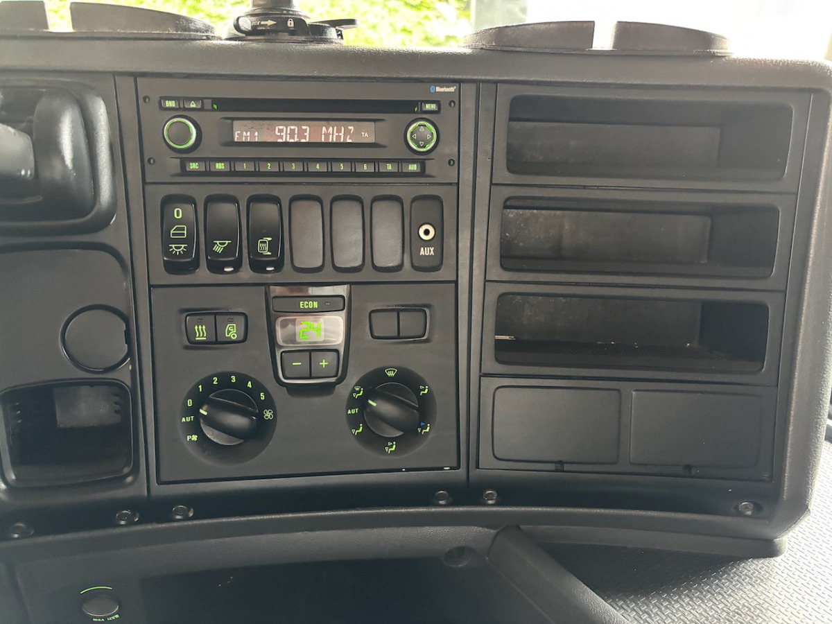 Camião de lona SCANIA G440: foto 8