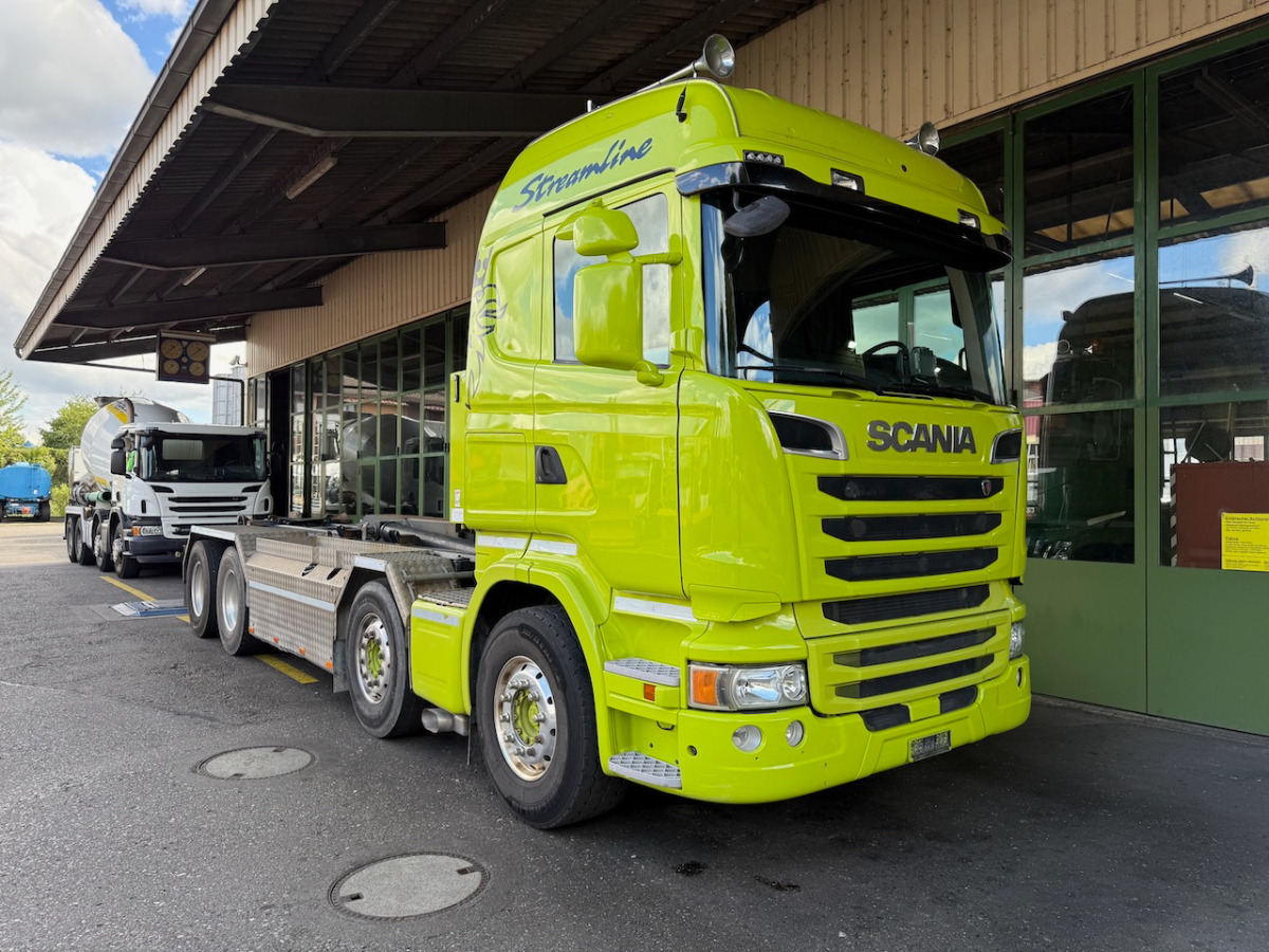 SCANIA R490 8x4 - Camião polibenne: foto 1 SCANIA R490 8x4 - Camião polibenne: foto 1