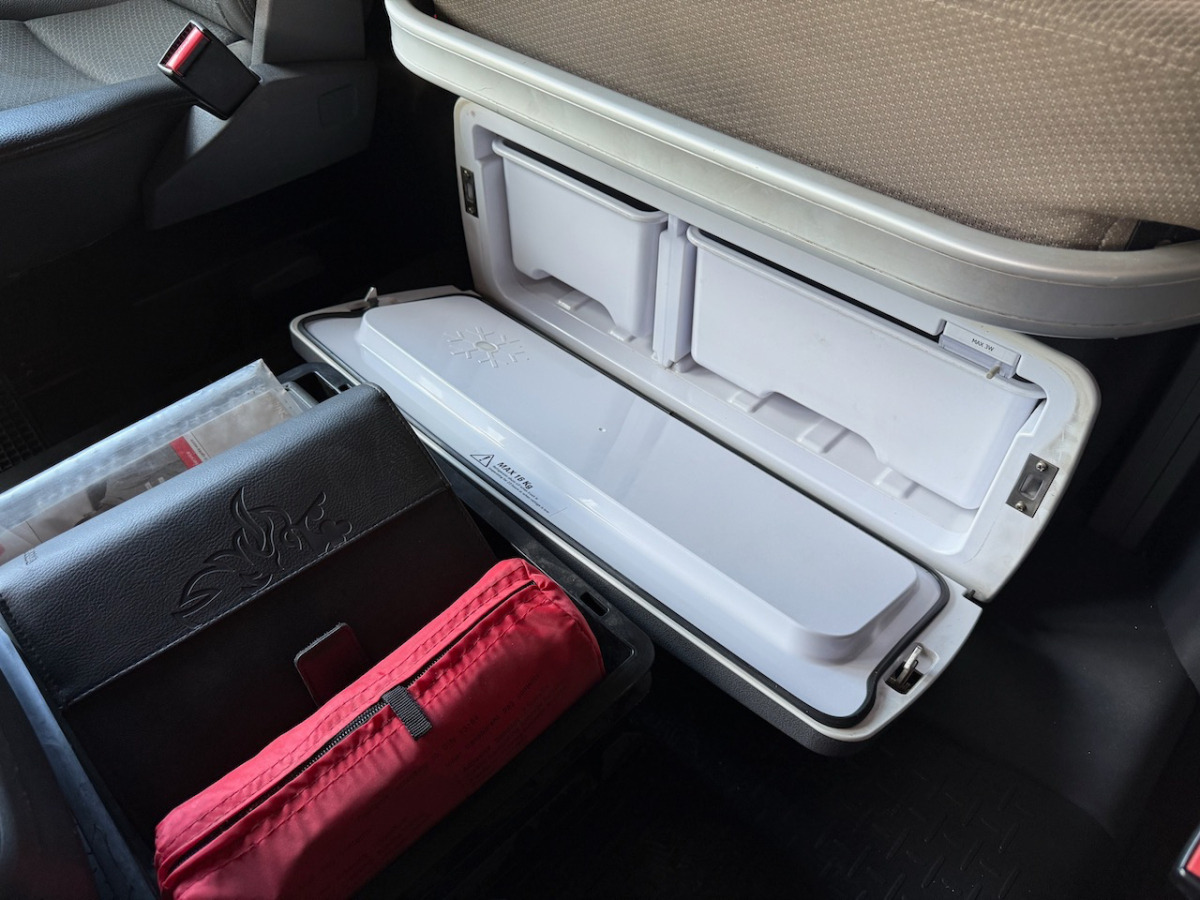 SCANIA R490 8x4 - Camião polibenne: foto 4 SCANIA R490 8x4 - Camião polibenne: foto 4