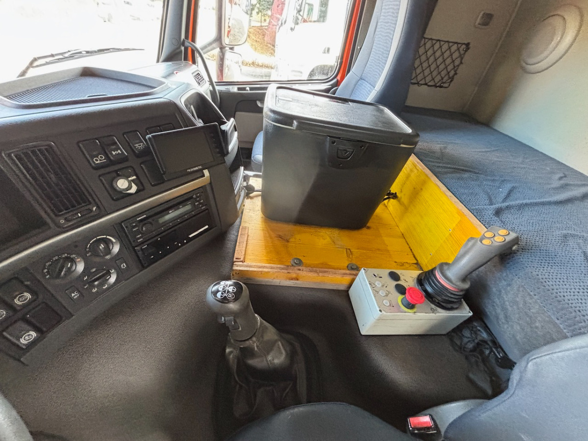 VOLVO FM 400 - Camião multibenne: foto 5 VOLVO FM 400 - Camião multibenne: foto 5