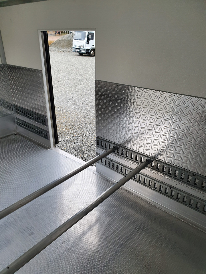 Iveco Daily 180 Tiefkühlkoffer 6PAL - Carrinha frigorífica: foto 5 Iveco Daily 180 Tiefkühlkoffer 6PAL - Carrinha frigorífica: foto 5